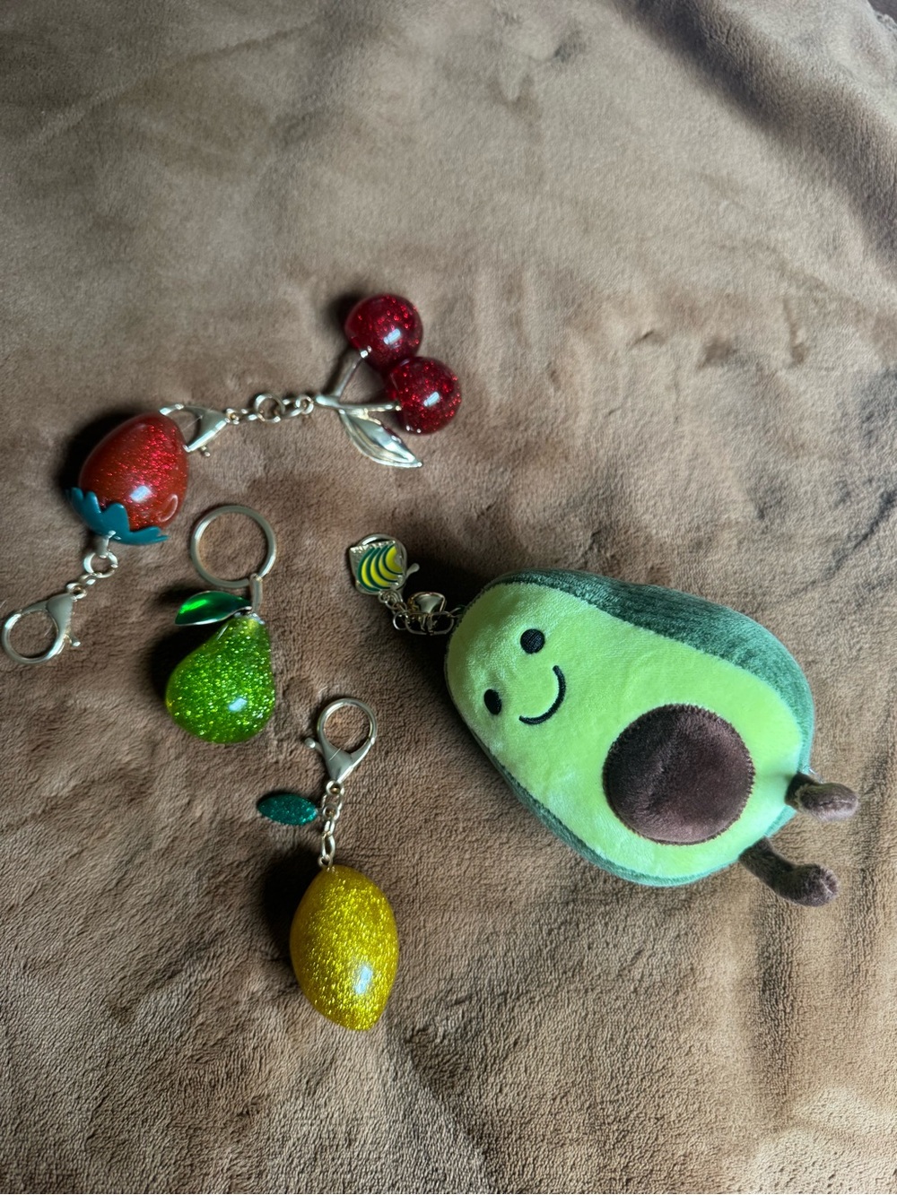 Plush Avocado Keychain for Kids - Green Cute Fruit Accessory bag charms